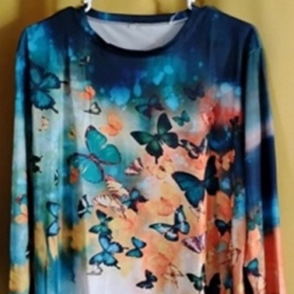Multi Color Butterfly Print Women's Top 2
